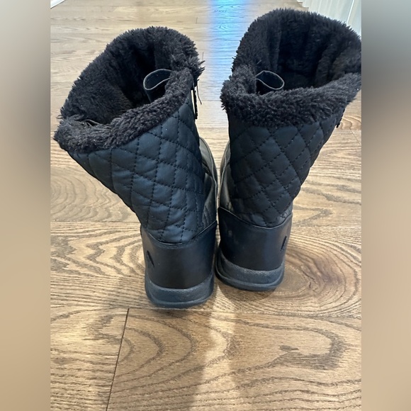 Women's Totes Brand Jara Black Waterproof Winter Snow Boots Size 10m - Picture 6 of 8